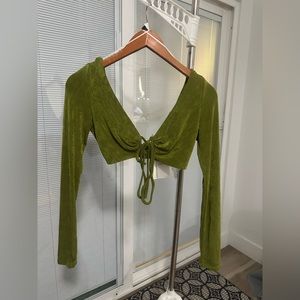 VRG Girl olive green Tie Front Top // 🫒